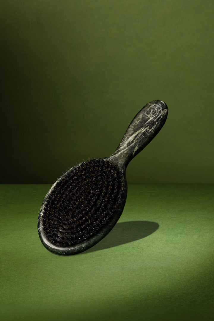 The MRBL Atelier Brush in Verde Alpi marble
