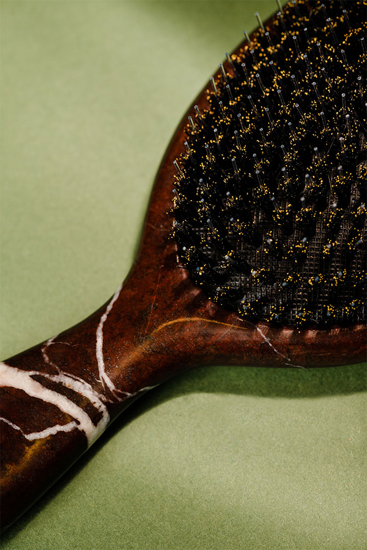 TEST · THE MRBL ATELIER BRUSH™
